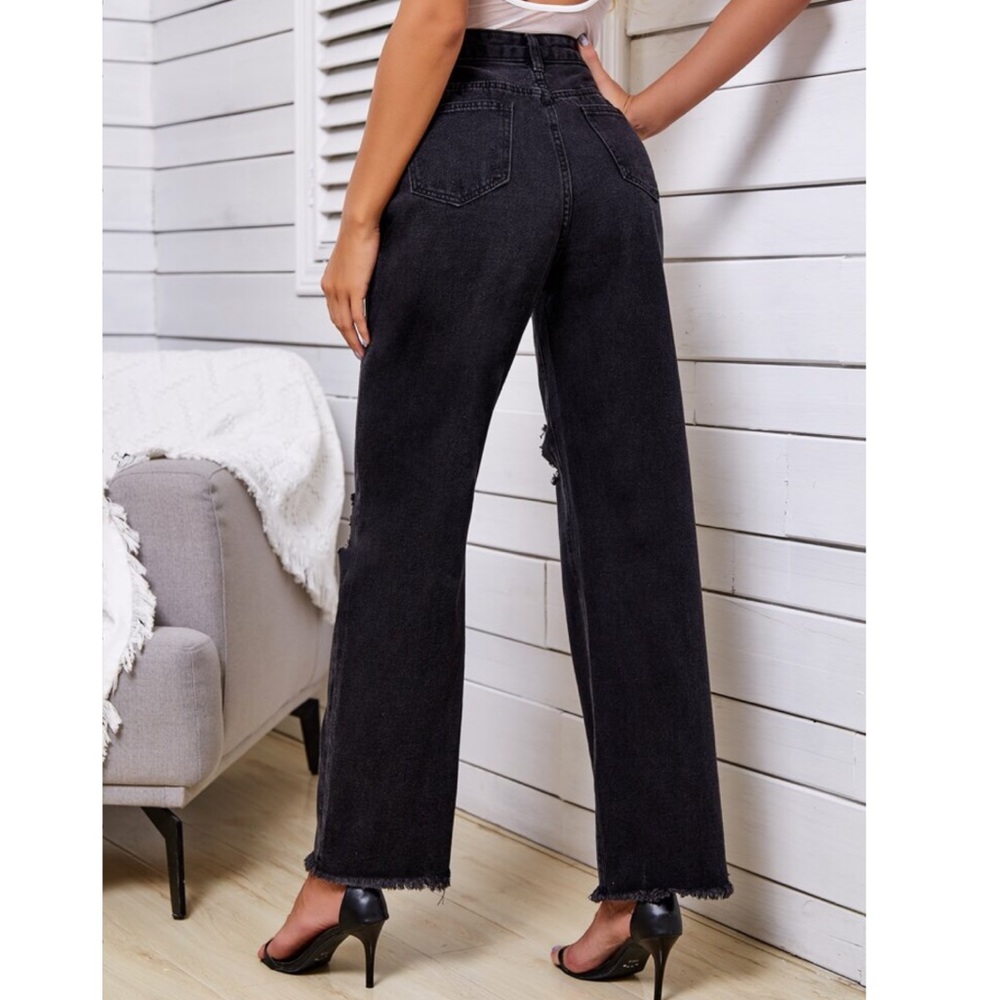 Shein Raw Edge Staight Jeans
